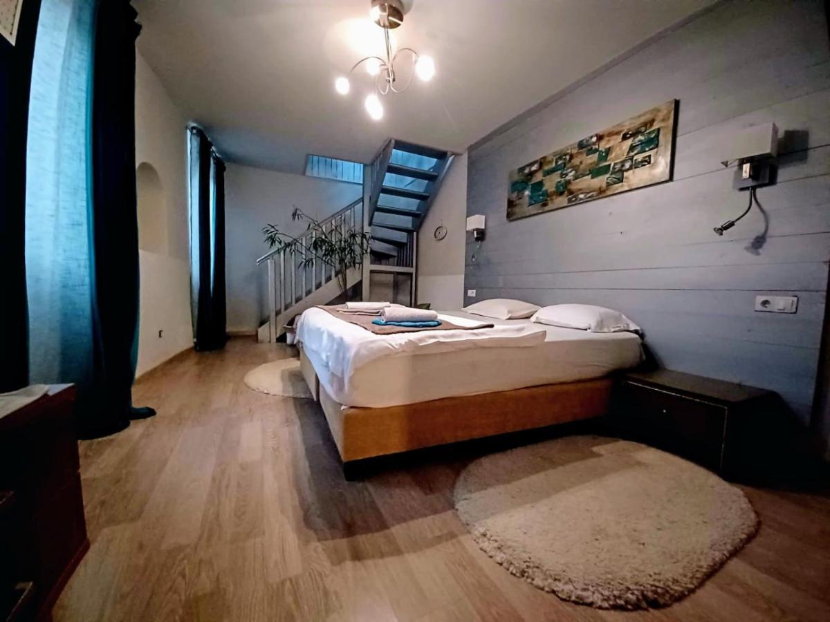 Happy House Apartment Brasov Exterior photo